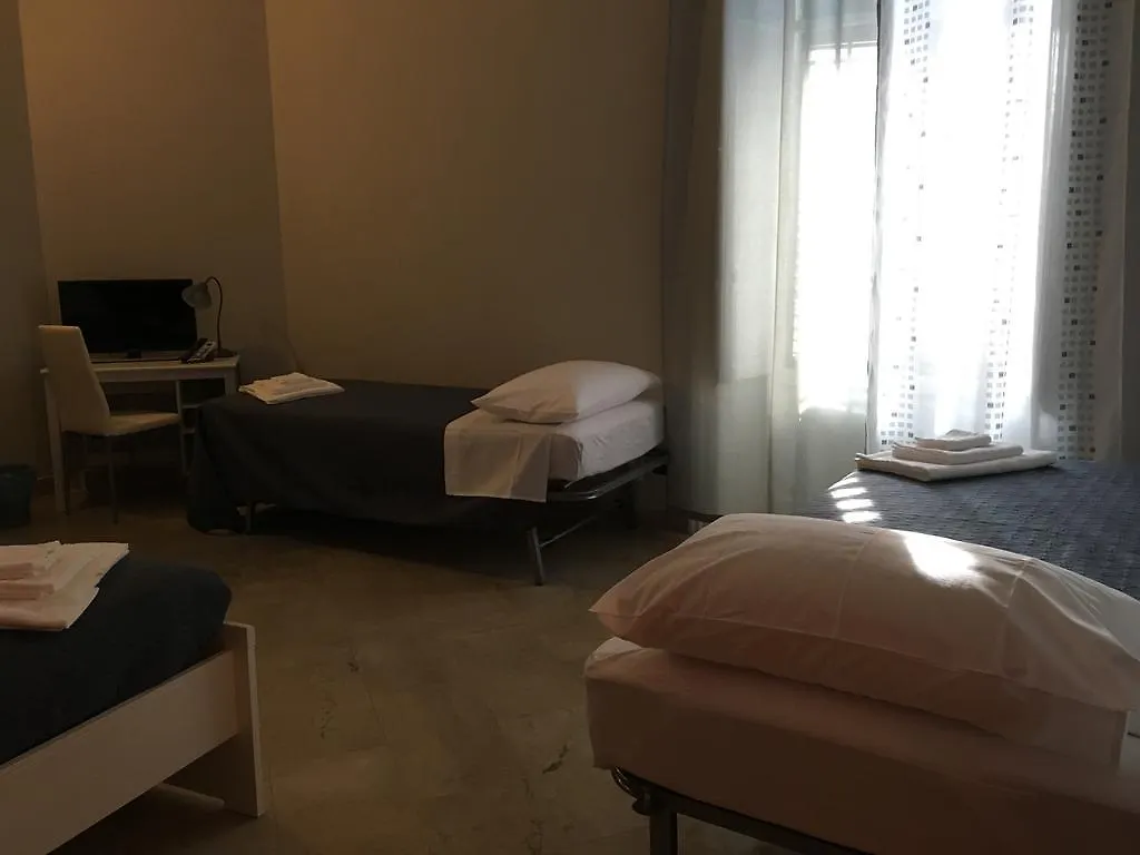 B&B Palermo Villareale 0*,  Italie